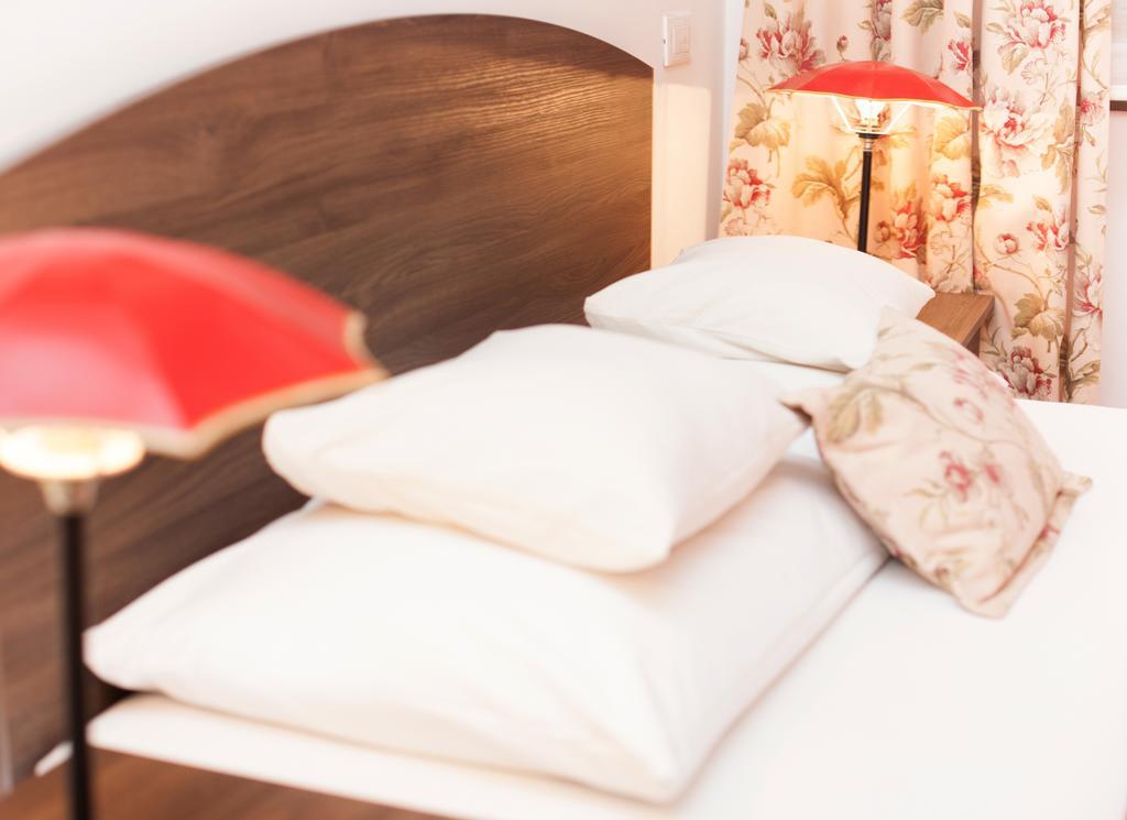 Bed&Breakfast Studio Kairos Zagreb Kamer foto